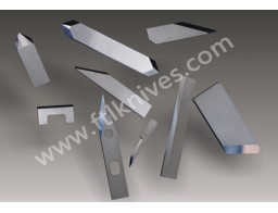 ใบมีดปลายแหลม  ใบมีดปลายแหลม